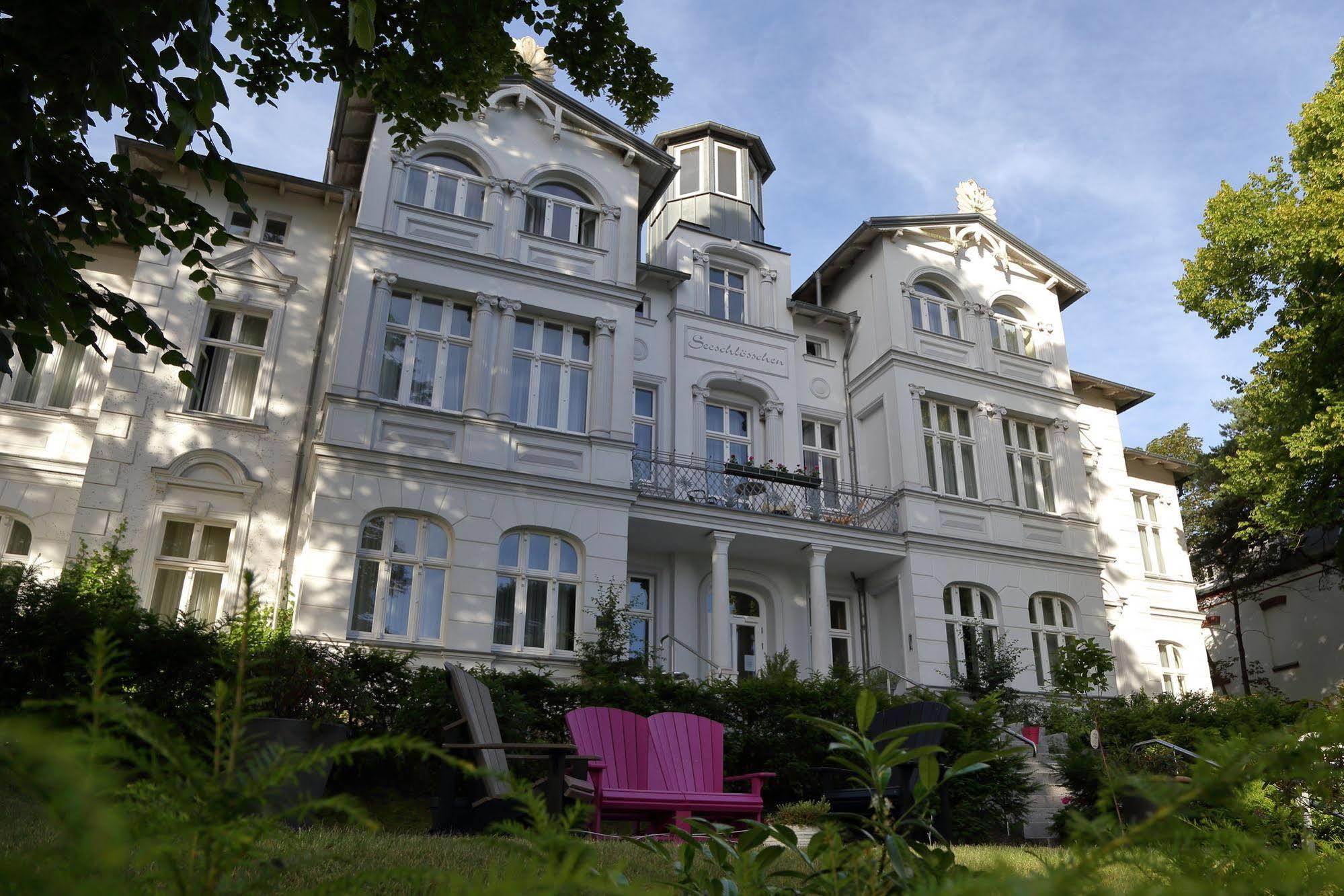 Aparthotel Seeschloesschen Zinnowitz Exterior photo